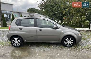 Хэтчбек Chevrolet Aveo 2006 в  фото 3 Хэтчбек Chevrolet Aveo 2006 в