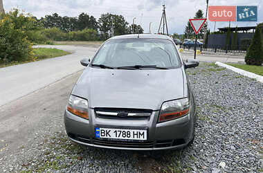 Хэтчбек Chevrolet Aveo 2006 в  фото 9 Хэтчбек Chevrolet Aveo 2006 в