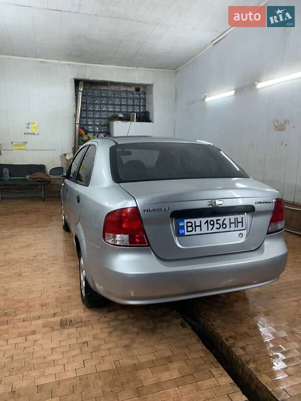 Седан Chevrolet Aveo 2005 в Захарьевке