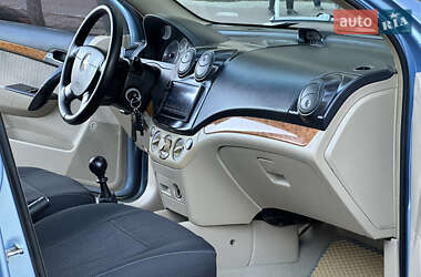 Седан Chevrolet Aveo 2007 в 