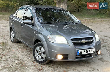 Седан Chevrolet Aveo 2008 в Полтаве