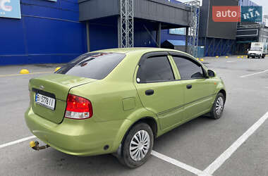 Седан Chevrolet Aveo 2004 в 