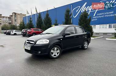 Седан Chevrolet Aveo 2011 в Богуславе