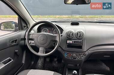 Седан Chevrolet Aveo 2011 в 