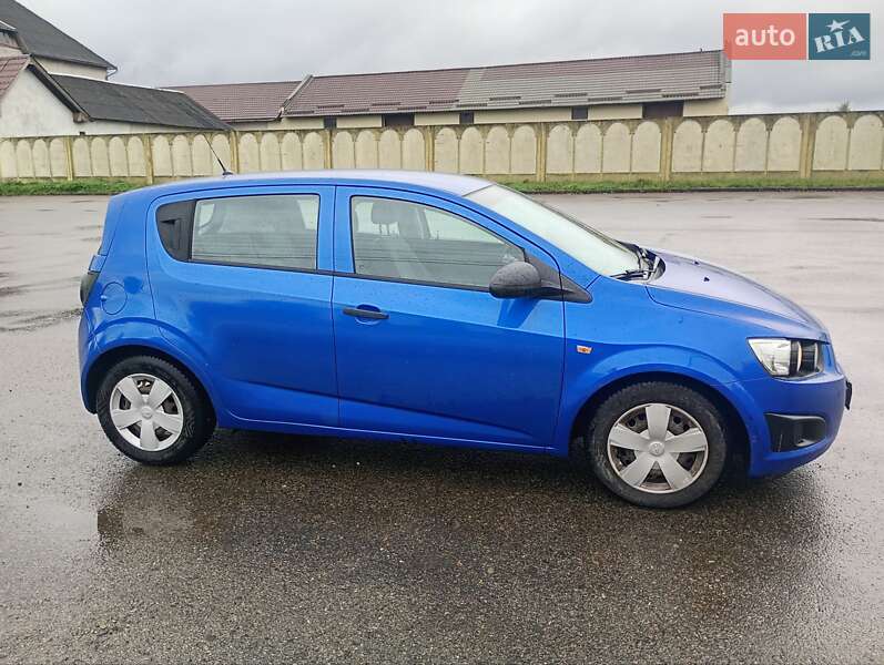 Хетчбек Chevrolet Aveo 2012 в Калуші фото 2 Хетчбек Chevrolet Aveo 2012 в Калуші