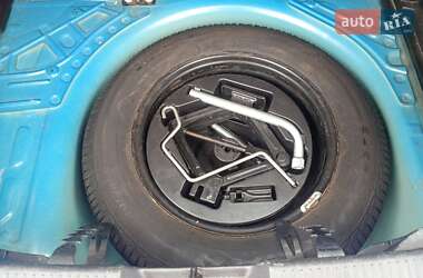 Хэтчбек Chevrolet Aveo 2012 в 