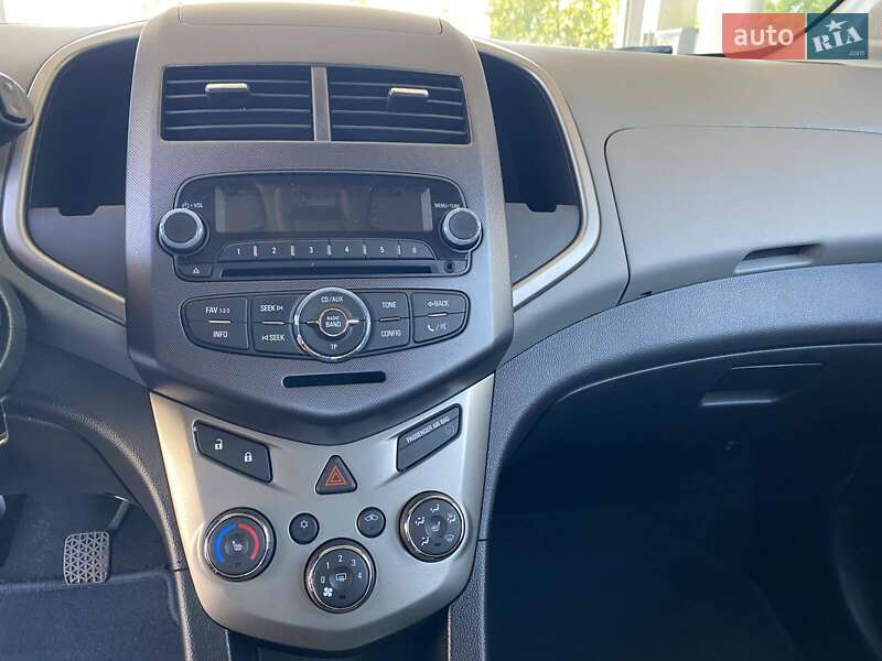 Хэтчбек Chevrolet Aveo 2012 в Николаеве