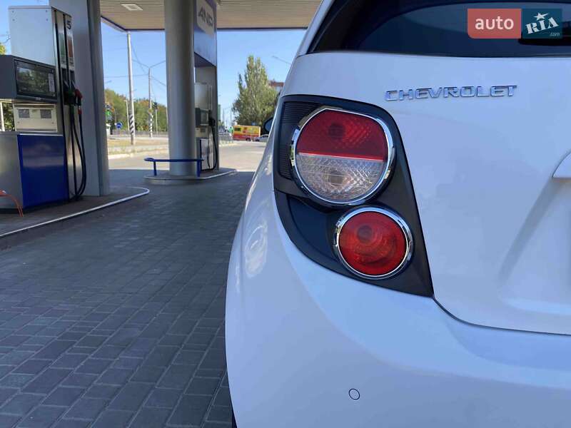 Хэтчбек Chevrolet Aveo 2012 в Николаеве