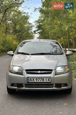 Хэтчбек Chevrolet Aveo 2007 в 