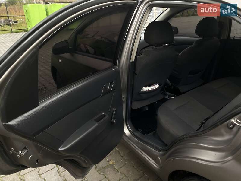 Седан Chevrolet Aveo 2007 в Теребовле