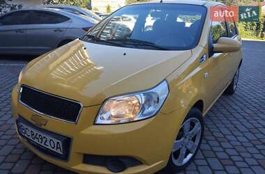 Хэтчбек Chevrolet Aveo 2009 в 