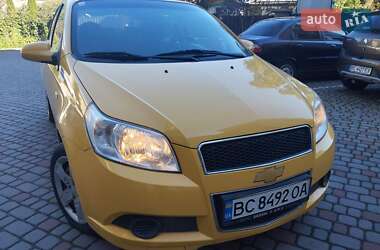 Хэтчбек Chevrolet Aveo 2009 в 