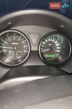 Хэтчбек Chevrolet Aveo 2005 в Новояворовске
