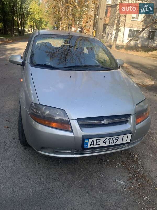 Хэтчбек Chevrolet Aveo 2006 в 