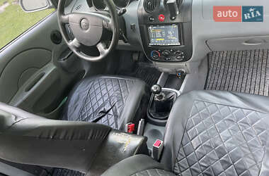 Седан Chevrolet Aveo 2005 в Луцке