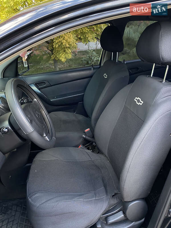 Седан Chevrolet Aveo 2013 в Запорожье