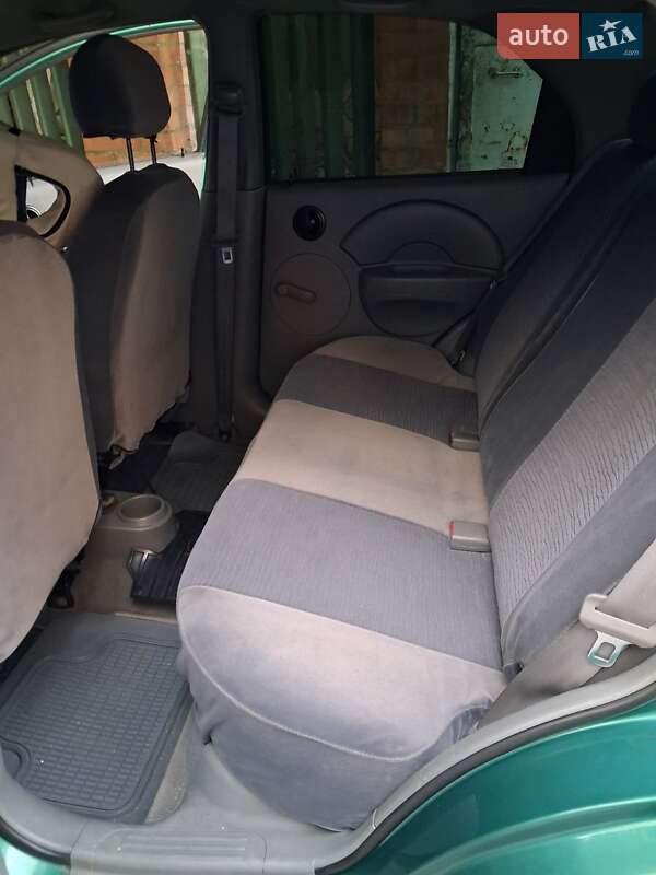 Седан Chevrolet Aveo 2005 в Ізмаїлі
