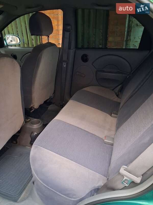 Седан Chevrolet Aveo 2005 в Ізмаїлі