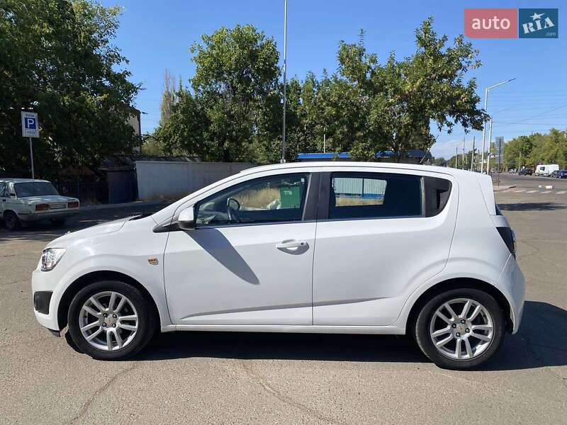 Хэтчбек Chevrolet Aveo 2012 в Николаеве фото 9 Хэтчбек Chevrolet Aveo 2012 в Николаеве