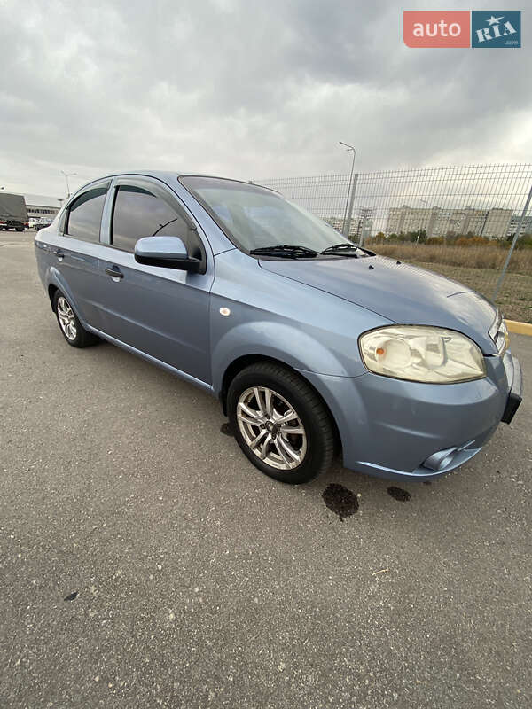 Седан Chevrolet Aveo 2006 в Запорожье