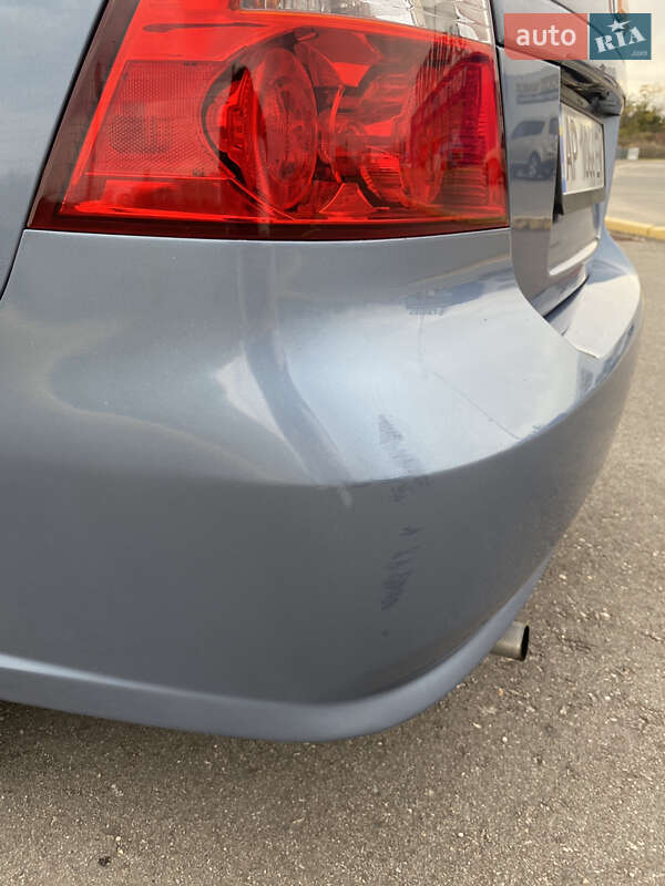 Седан Chevrolet Aveo 2006 в Запорожье