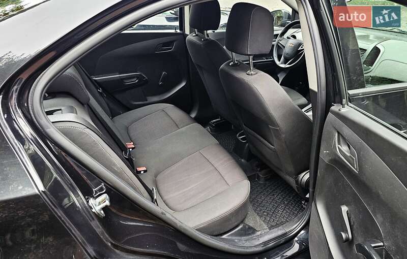 Седан Chevrolet Aveo 2014 в Одессе
