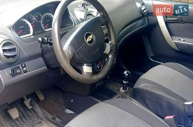 Седан Chevrolet Aveo 2006 в Днепре