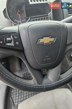 Седан Chevrolet Aveo 2012 в Овручі