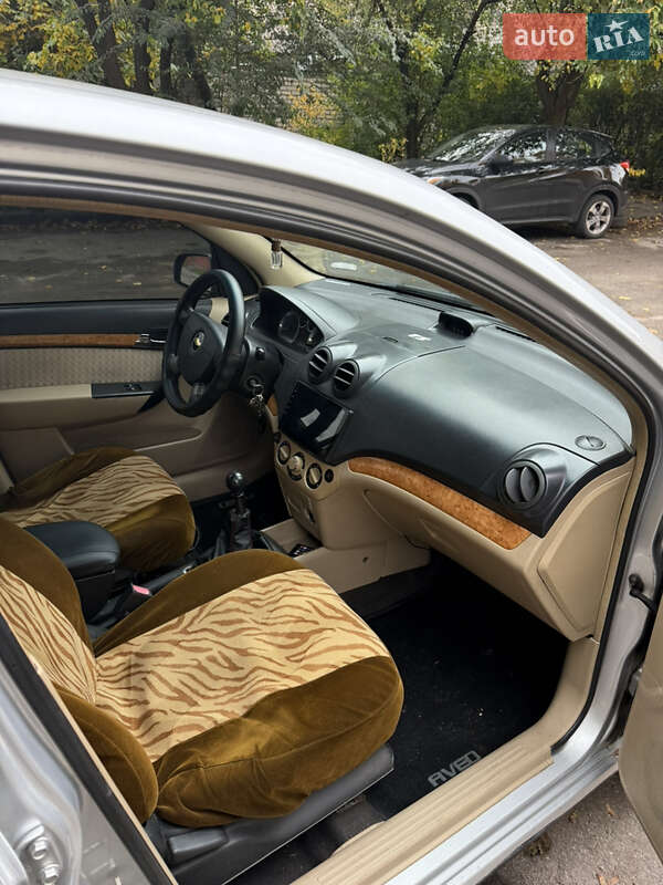 Седан Chevrolet Aveo 2008 в Харькове