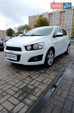 Хетчбек Chevrolet Aveo 2012 в Софіївській Борщагівці