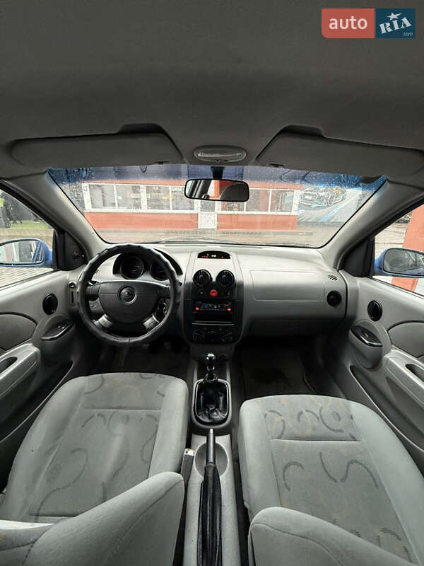 Хетчбек Chevrolet Aveo 2005 в Сумах