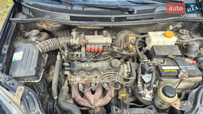 Седан Chevrolet Aveo 2006 в Кривому Розі