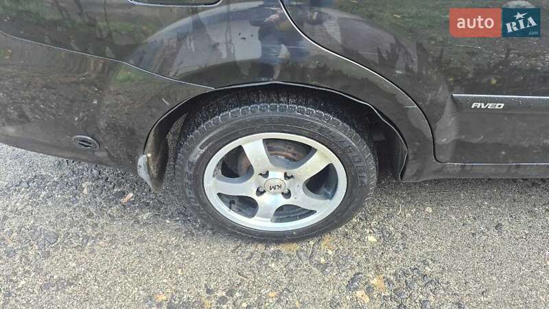 Седан Chevrolet Aveo 2006 в Кривому Розі