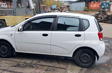 Хэтчбек Chevrolet Aveo 2006 в Харькове