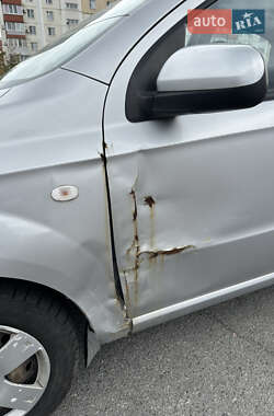 Седан Chevrolet Aveo 2006 в 