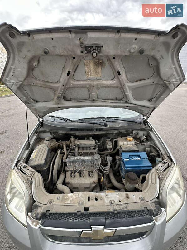 Седан Chevrolet Aveo 2006 в Запорожье