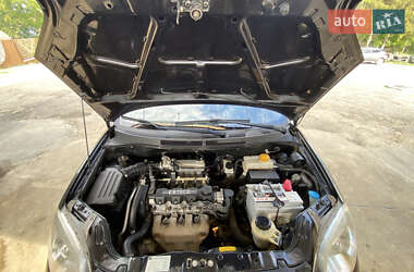 Седан Chevrolet Aveo 2008 в  фото 13 Седан Chevrolet Aveo 2008 в
