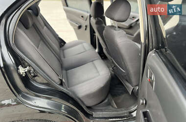 Седан Chevrolet Aveo 2008 в  фото 21 Седан Chevrolet Aveo 2008 в
