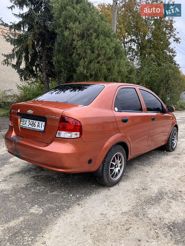 Седан Chevrolet Aveo 2005 в Новой Ушице