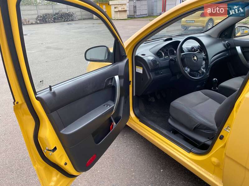 Хэтчбек Chevrolet Aveo 2008 в Кривом Роге