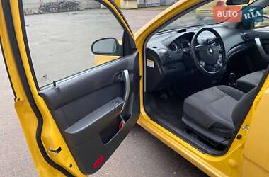 Хэтчбек Chevrolet Aveo 2008 в  фото 27 Хэтчбек Chevrolet Aveo 2008 в
