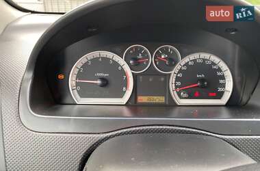 Хэтчбек Chevrolet Aveo 2008 в  фото 34 Хэтчбек Chevrolet Aveo 2008 в