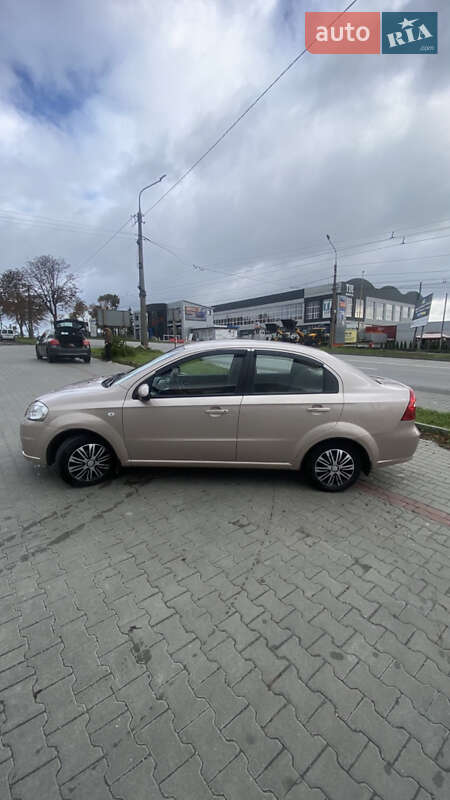 Седан Chevrolet Aveo 2008 в Тернополе