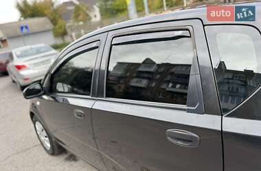 Хэтчбек Chevrolet Aveo 2007 в 