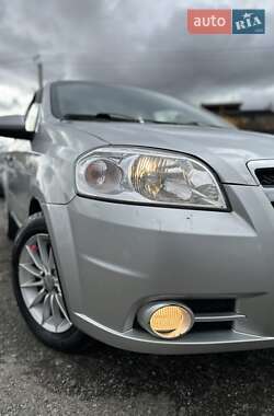 Седан Chevrolet Aveo 2007 в 