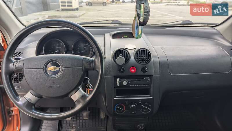 Хэтчбек Chevrolet Aveo 2007 в Хмельницком