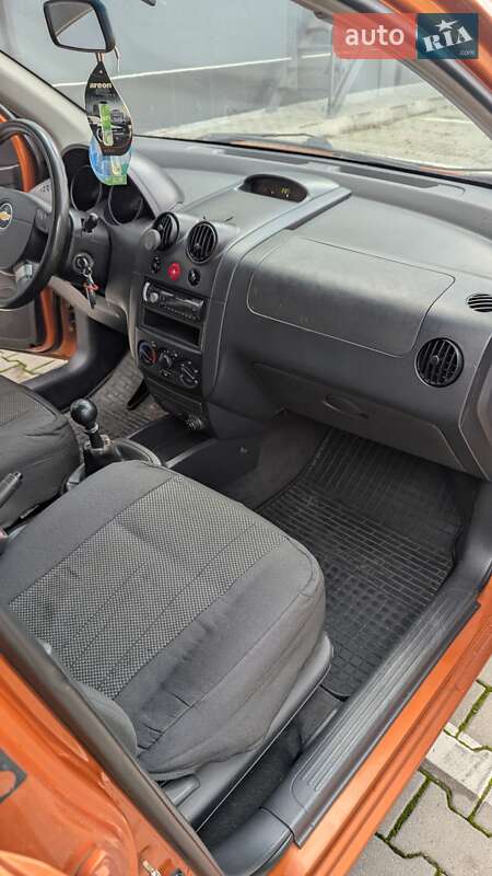 Хэтчбек Chevrolet Aveo 2007 в Хмельницком