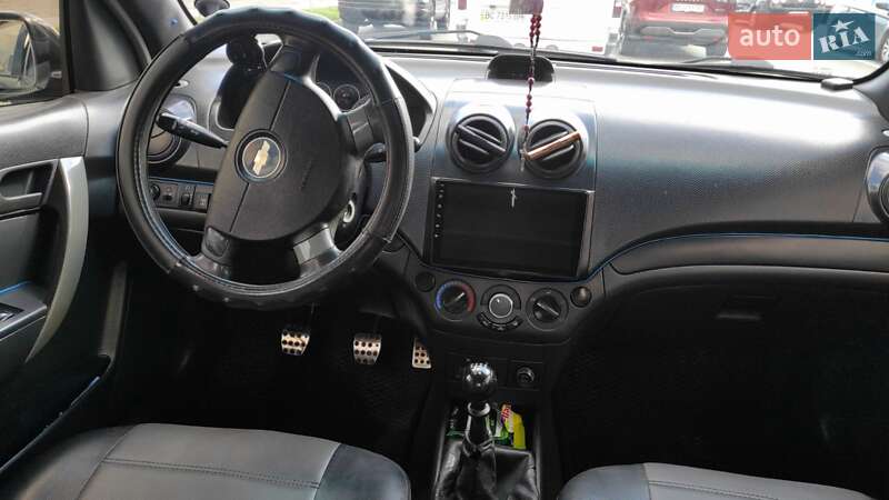 Седан Chevrolet Aveo 2006 в Львове