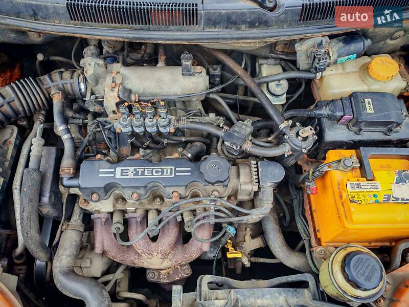 Седан Chevrolet Aveo 2005 в Киеве