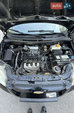 Седан Chevrolet Aveo 2008 в 